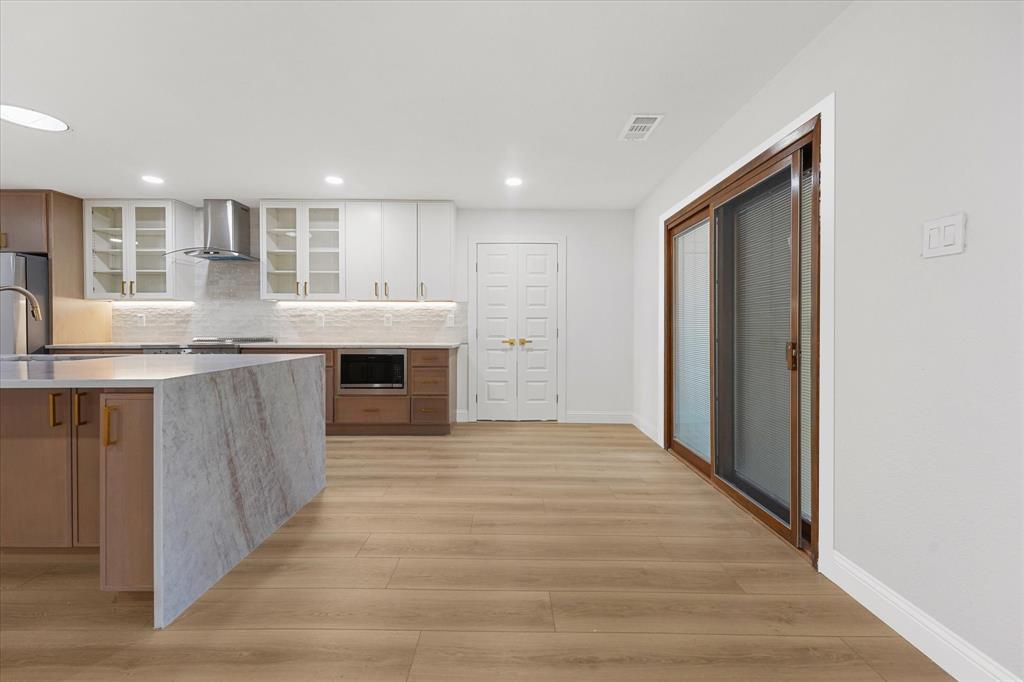 6727 Southpoint Drive, Dallas, TX 75248