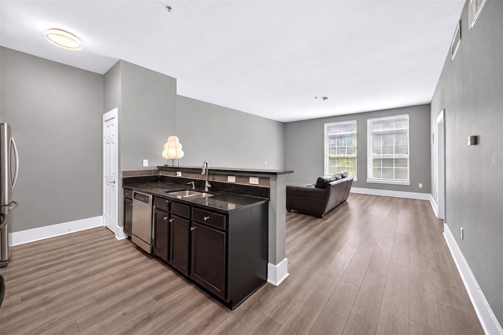 2305 Worthington Street, #202, Dallas, TX 75204