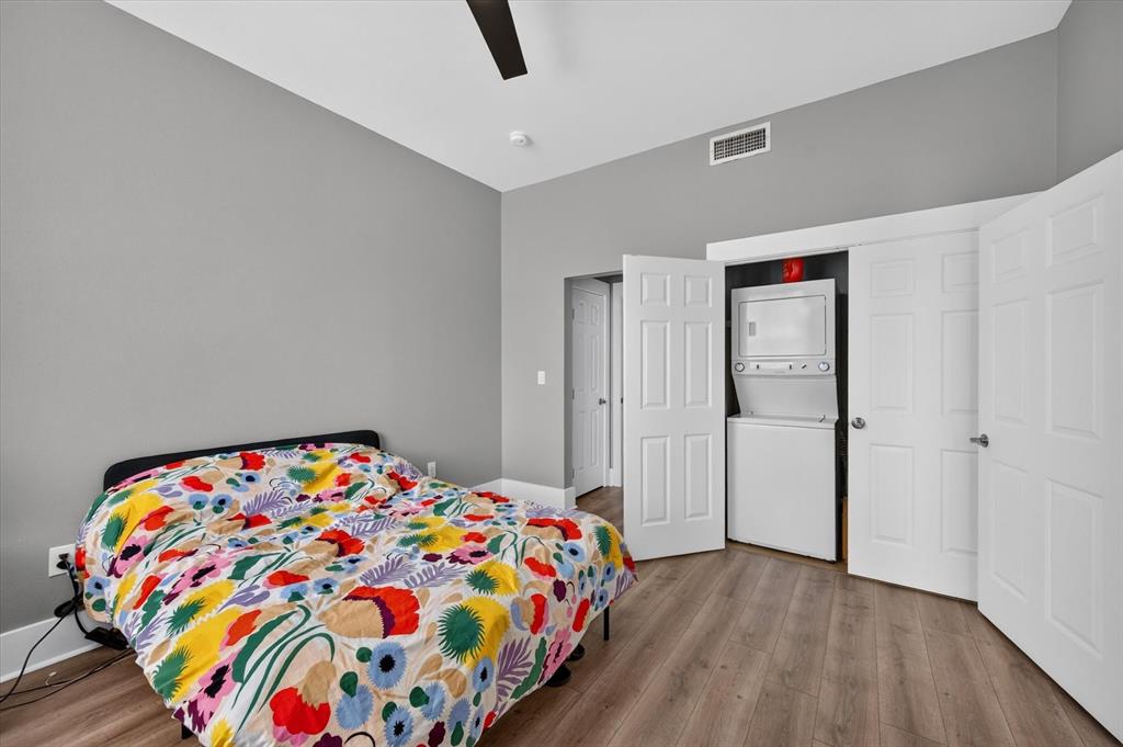 2305 Worthington Street, #202, Dallas, TX 75204