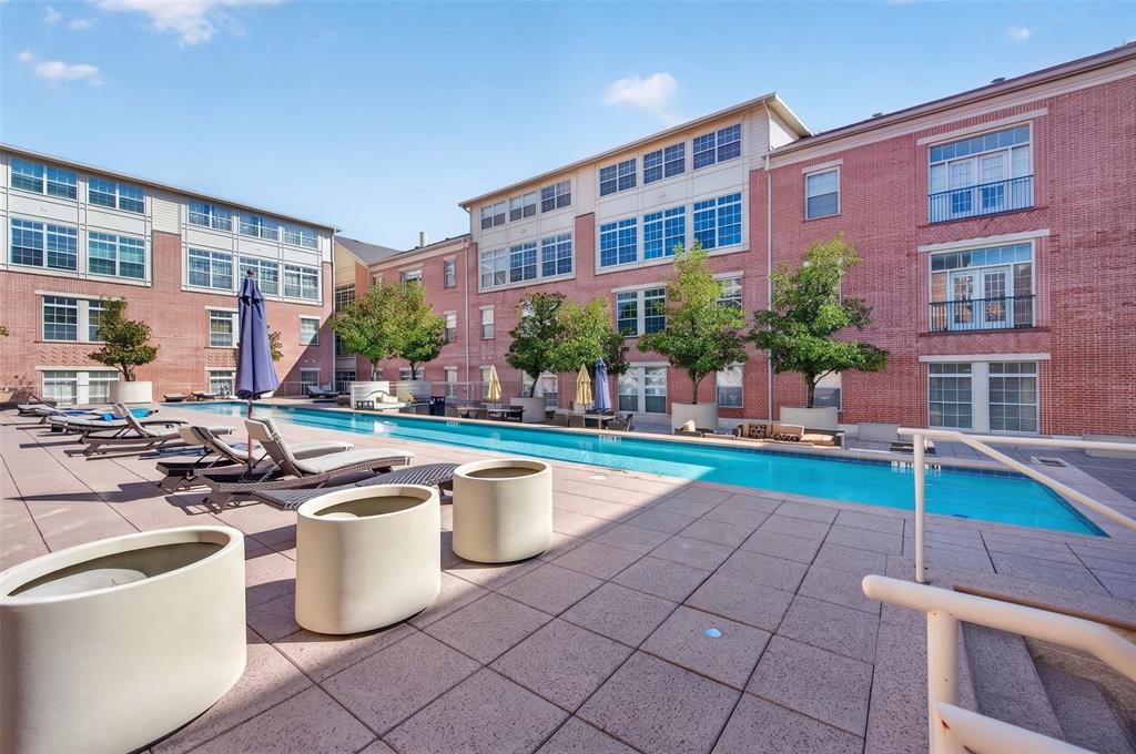 2305 Worthington Street, #202, Dallas, TX 75204