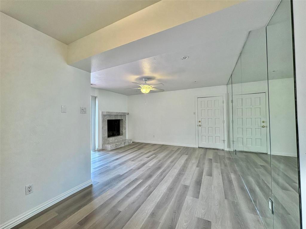 4347 Dickason Avenue, #207, Dallas, TX 75219