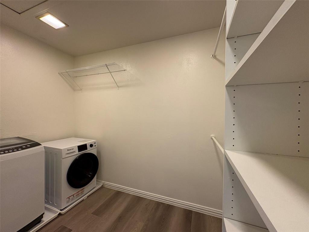 4347 Dickason Avenue, #207, Dallas, TX 75219