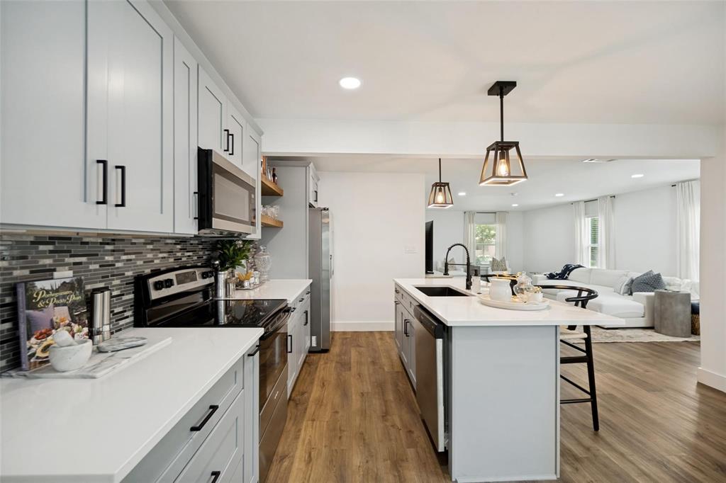 10229 San Juan Avenue, Dallas, TX 75228 10229 San Juan Avenue, Dallas, TX 75228