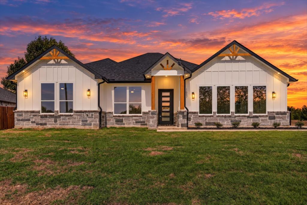 1657 Brookview Drive, Lancaster, TX 75146
