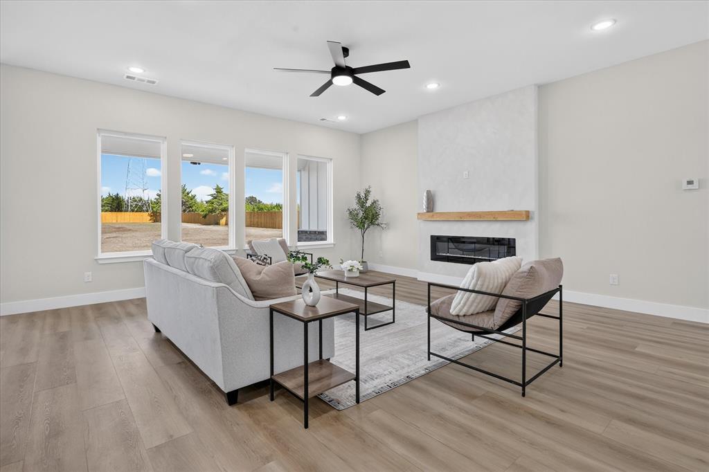 1657 Brookview Drive, Lancaster, TX 75146