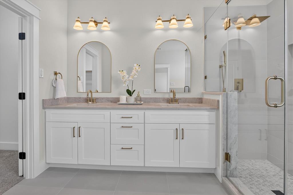 1657 Brookview Drive, Lancaster, TX 75146