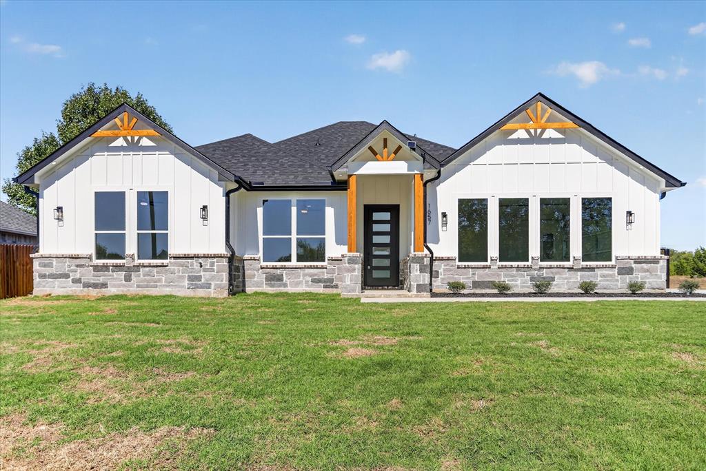 1657 Brookview Drive, Lancaster, TX 75146 1657 Brookview Drive, Lancaster, TX 75146