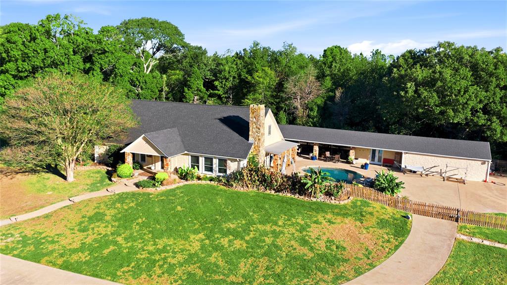1001 Rolling Drive, Athens, TX 75751