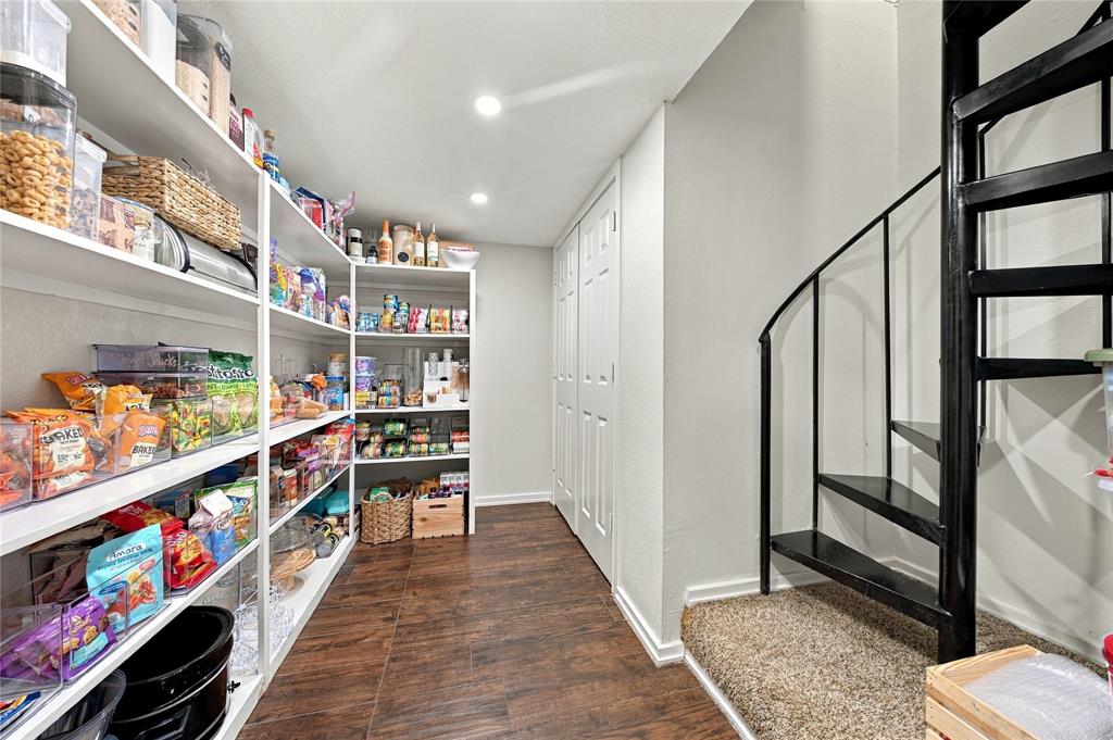 1001 Rolling Drive, Athens, TX 75751