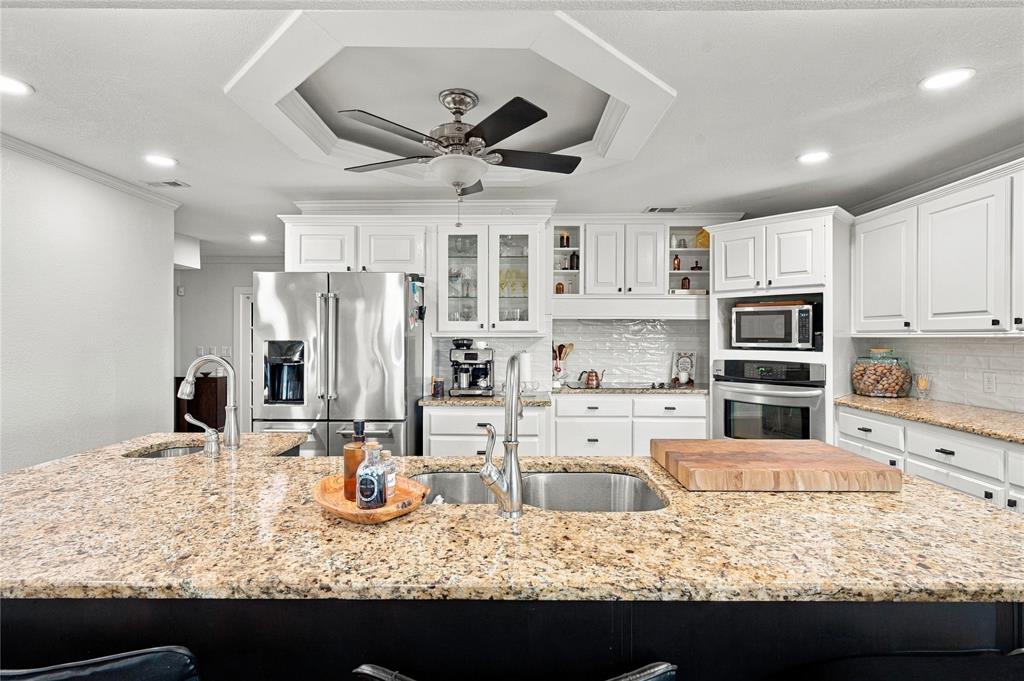 1001 Rolling Drive, Athens, TX 75751 1001 Rolling Drive, Athens, TX 75751