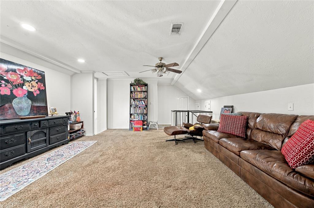 1001 Rolling Drive, Athens, TX 75751