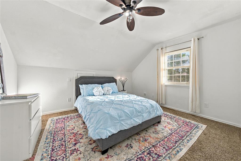 1001 Rolling Drive, Athens, TX 75751