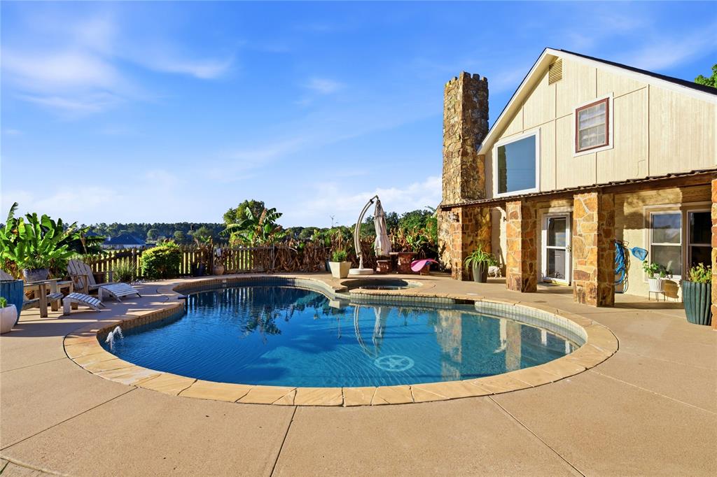 1001 Rolling Drive, Athens, TX 75751