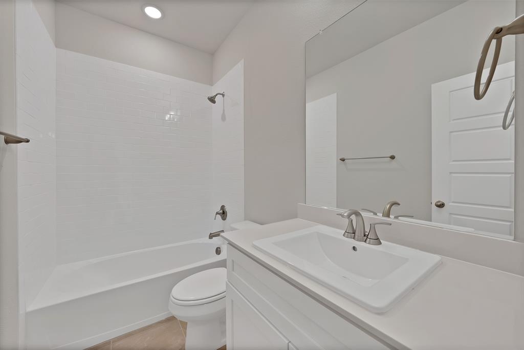 3113 Creek Meadow Drive, Anna, TX 75409