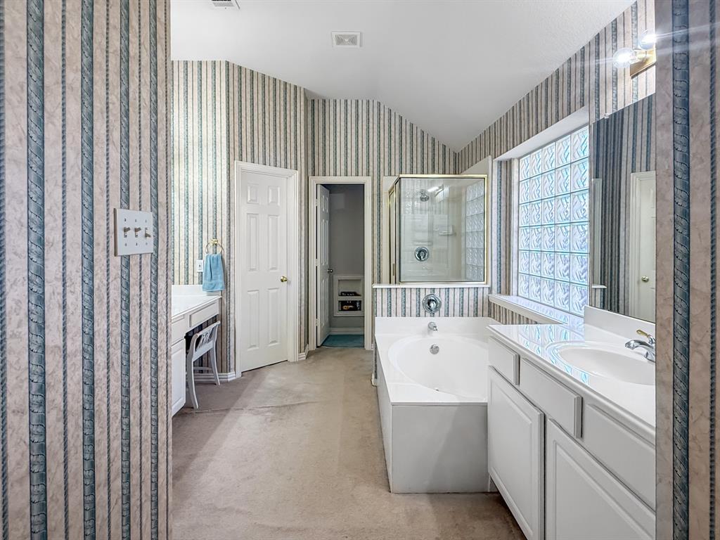 2502 Dove Creek Drive, Rowlett, TX 75088