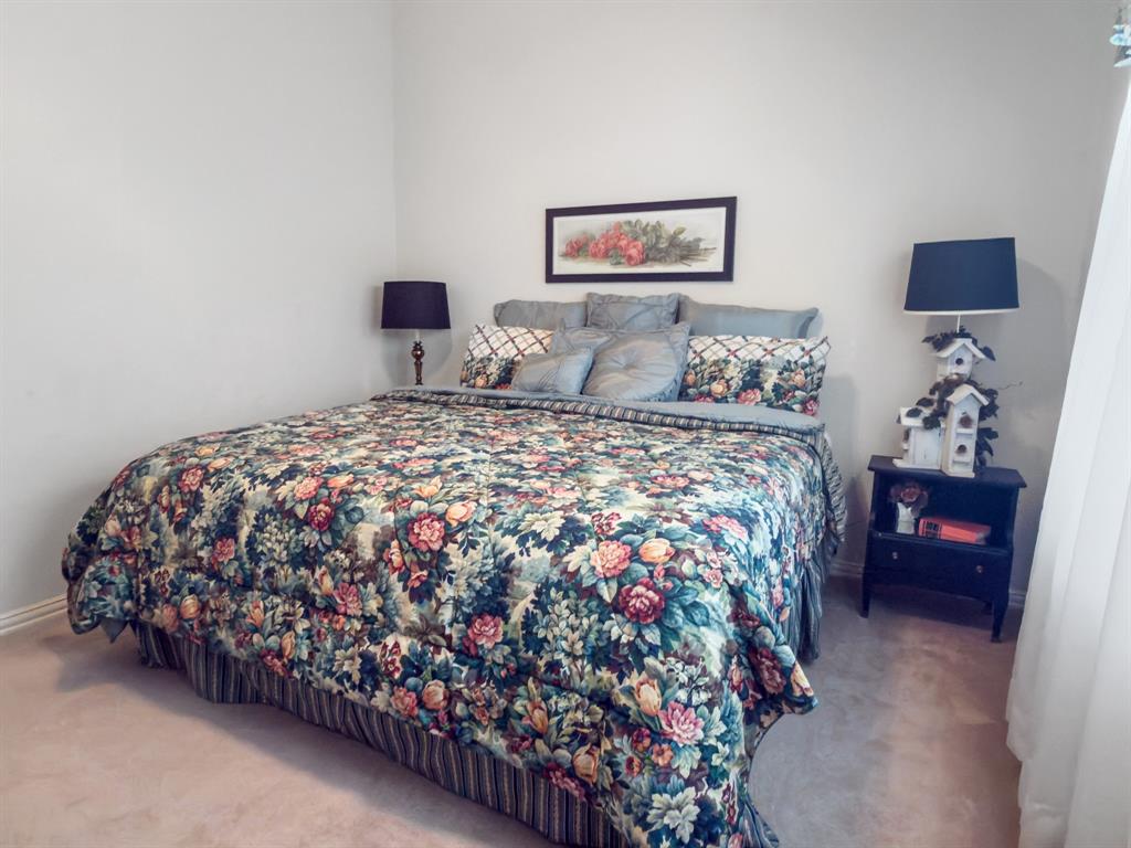 2502 Dove Creek Drive, Rowlett, TX 75088