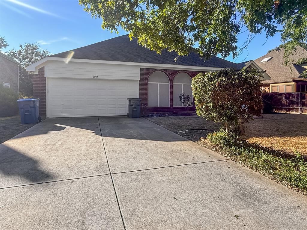 2502 Dove Creek Drive, Rowlett, TX 75088
