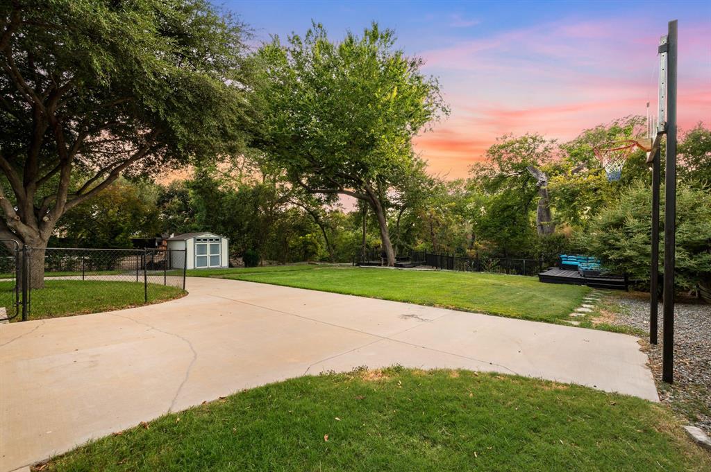 8559 S Mediterranean Circle, Dallas, TX 75238