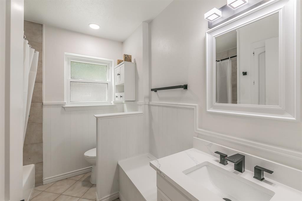 8559 S Mediterranean Circle, Dallas, TX 75238