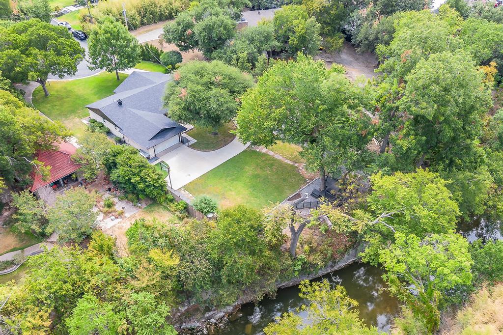 8559 S Mediterranean Circle, Dallas, TX 75238