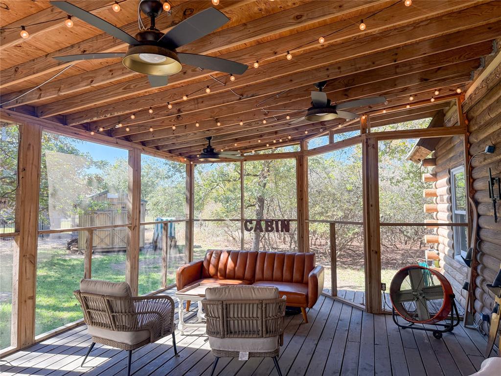 7386 Clint Ct, Athens, TX 75752