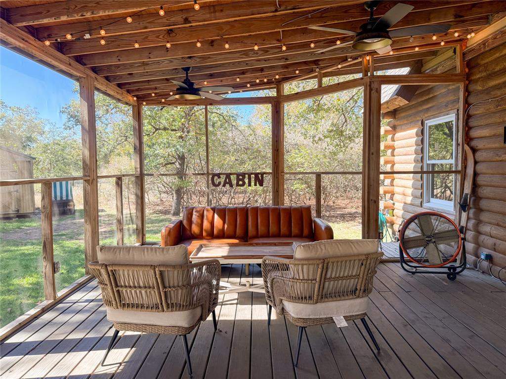 7386 Clint Ct, Athens, TX 75752