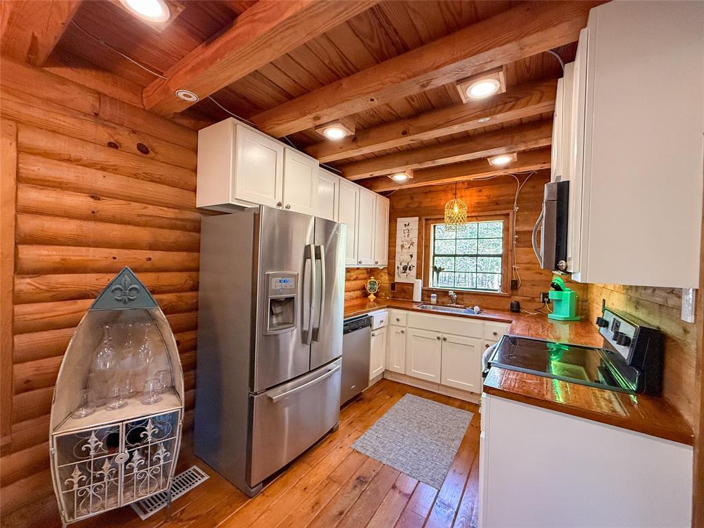 7386 Clint Ct, Athens, TX 75752