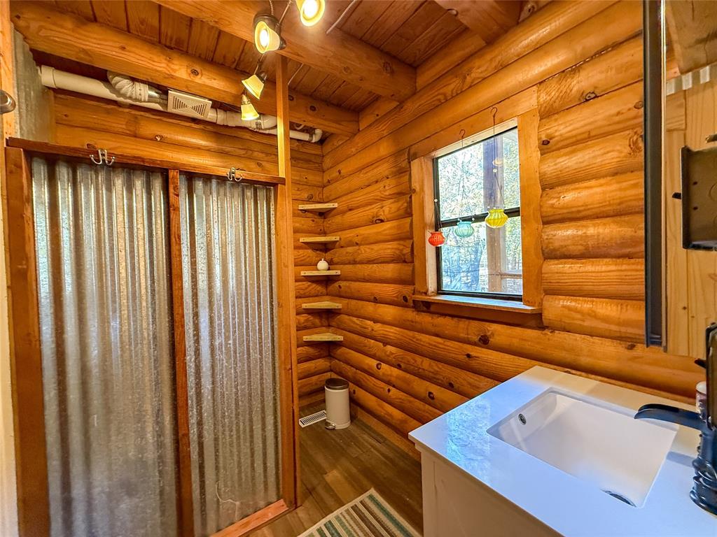 7386 Clint Ct, Athens, TX 75752