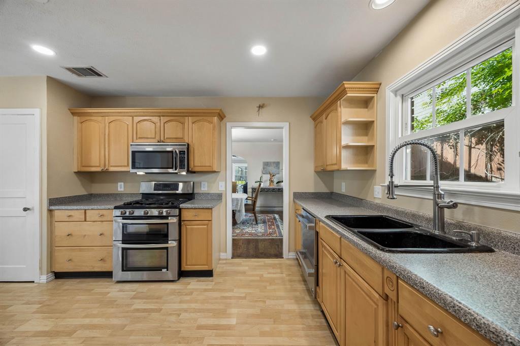 6567 Anita Street, Dallas, TX 75214