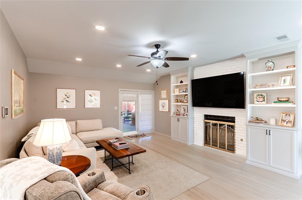 Light wood-finish flooring, recessed lighting, and a ceiling fan