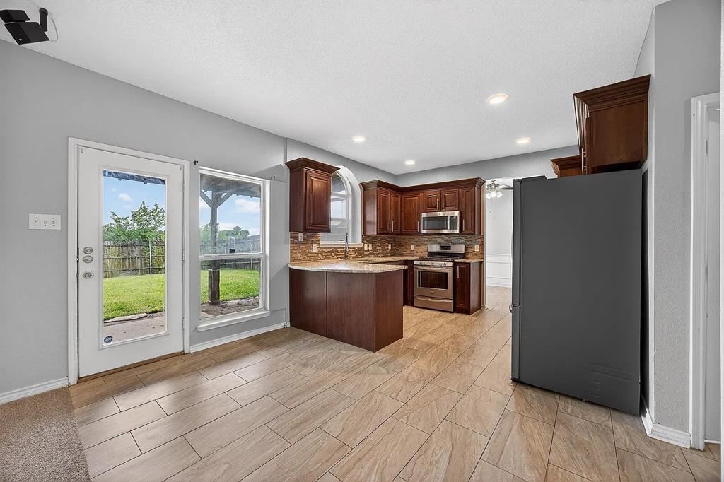 2233 San Simeon Drive, Mesquite, TX 75181