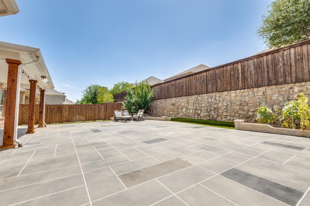 3035 Dancourt Drive, Irving, TX 75063
