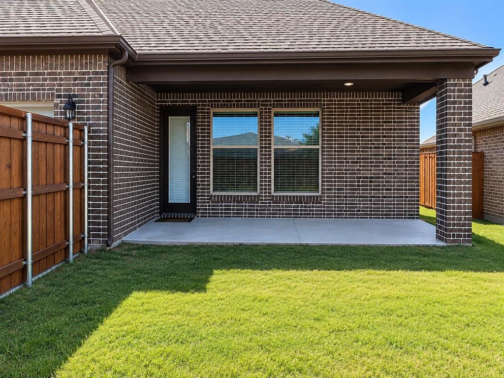1832 Tumblegrass Road, Frisco, TX 75033