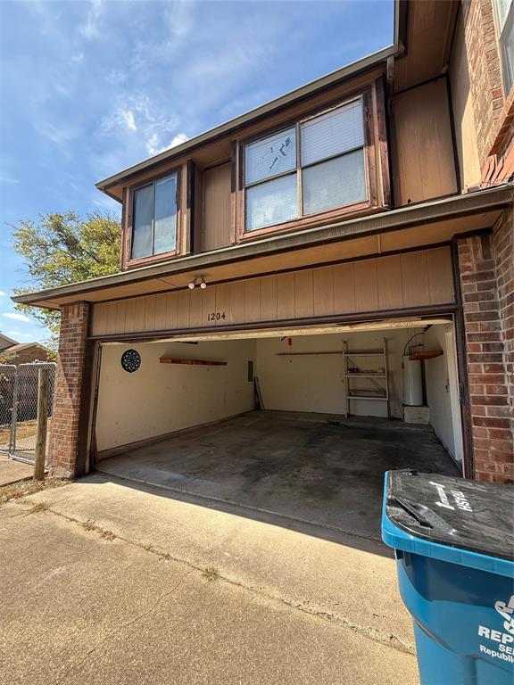1204 Bittersweet Cove, DeSoto, TX 75115