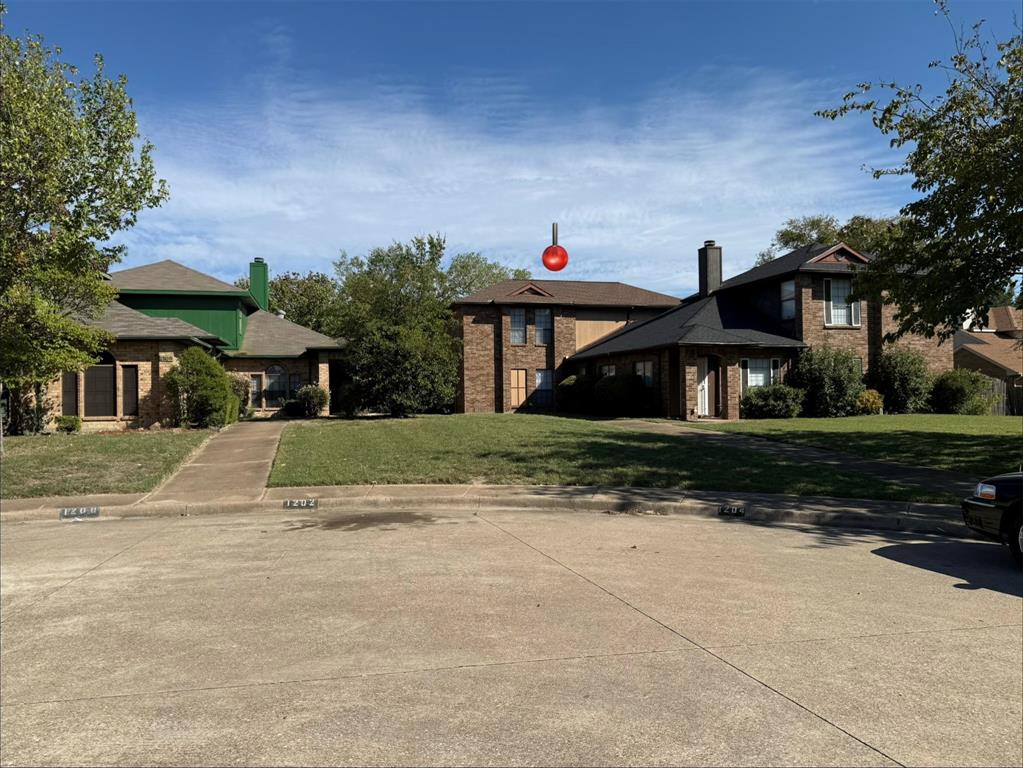 1204 Bittersweet Cove, DeSoto, TX 75115