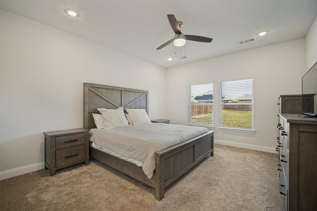 648 Cari Lane, Forney, TX 75126