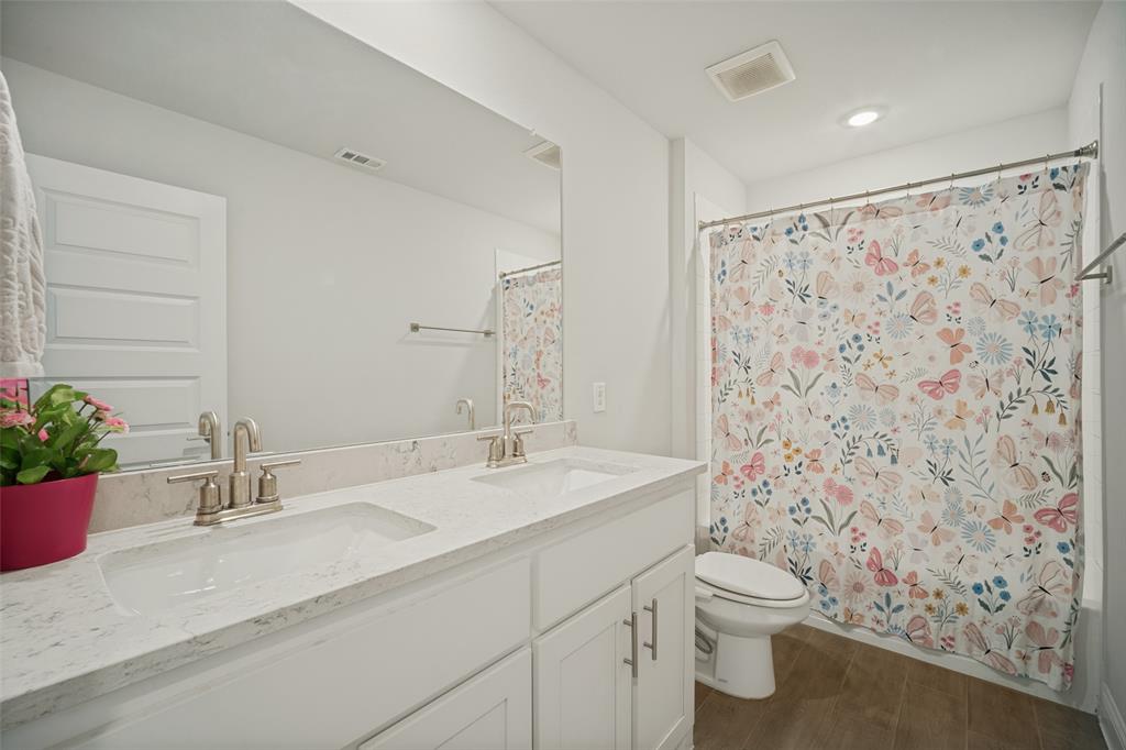 648 Cari Lane, Forney, TX 75126