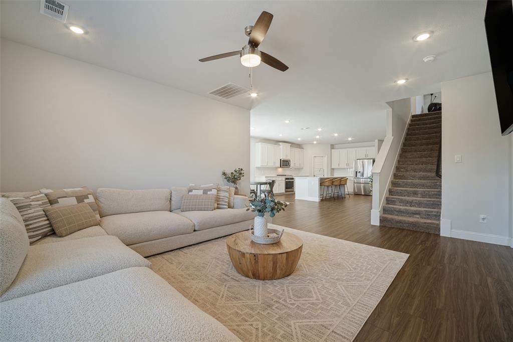 648 Cari Lane, Forney, TX 75126