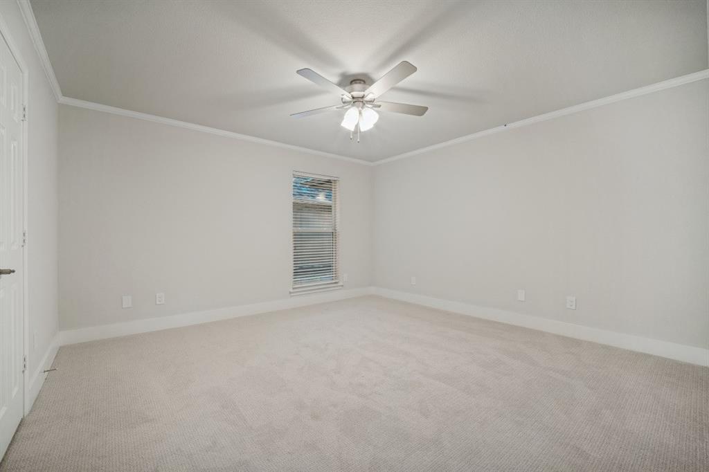 800 Parkhaven Drive, Mesquite, TX 75149