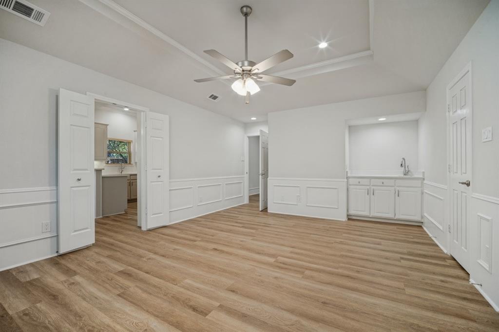 800 Parkhaven Drive, Mesquite, TX 75149