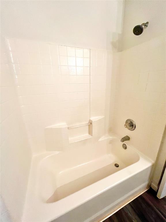 3024 Saint Ursula Drive, Dallas, TX 75233