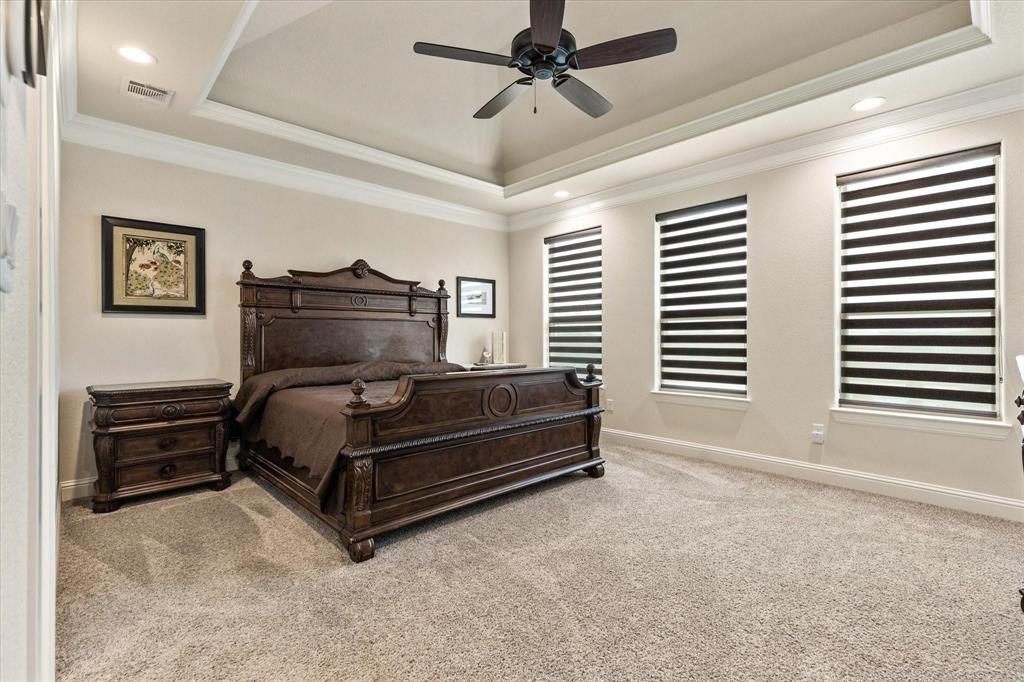 716 Coastal Meadows Court, Granbury, TX 76049