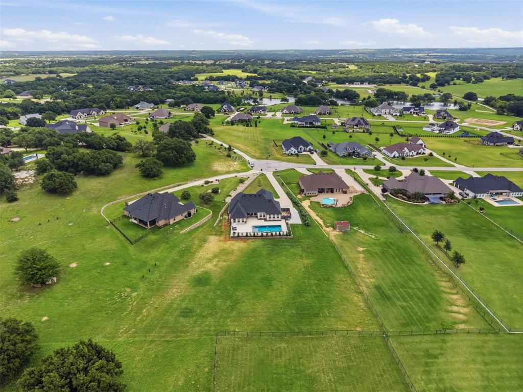 716 Coastal Meadows Court, Granbury, TX 76049