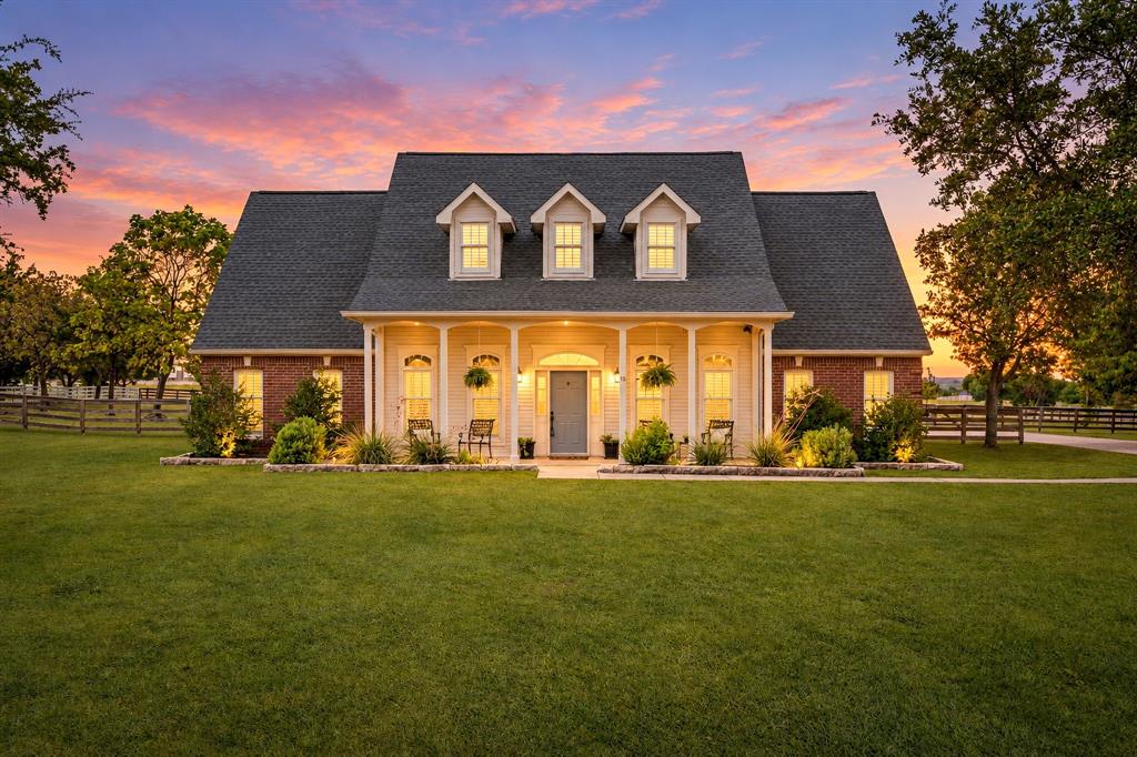 16 Brookhollow Circle
