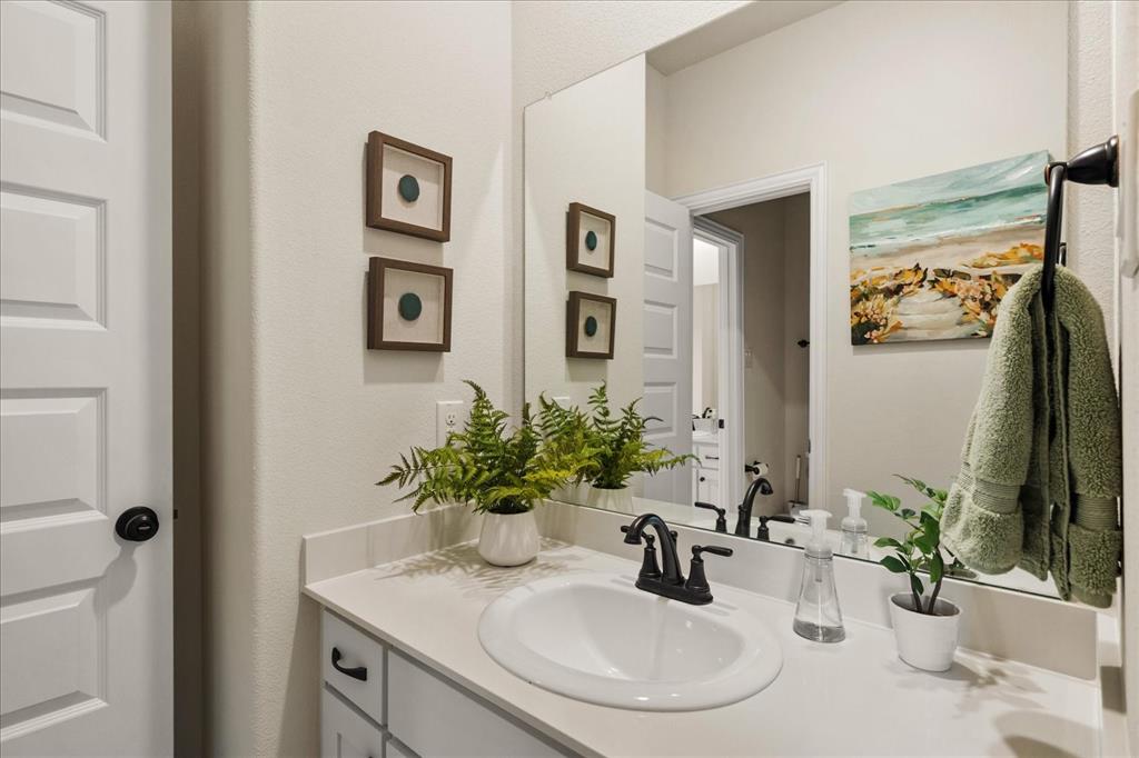 8200 Honeywell Avenue, Greenville, TX 75402