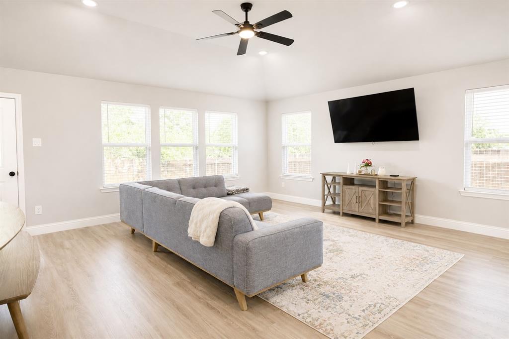 1420 Marshall Street, Greenville, TX 75401