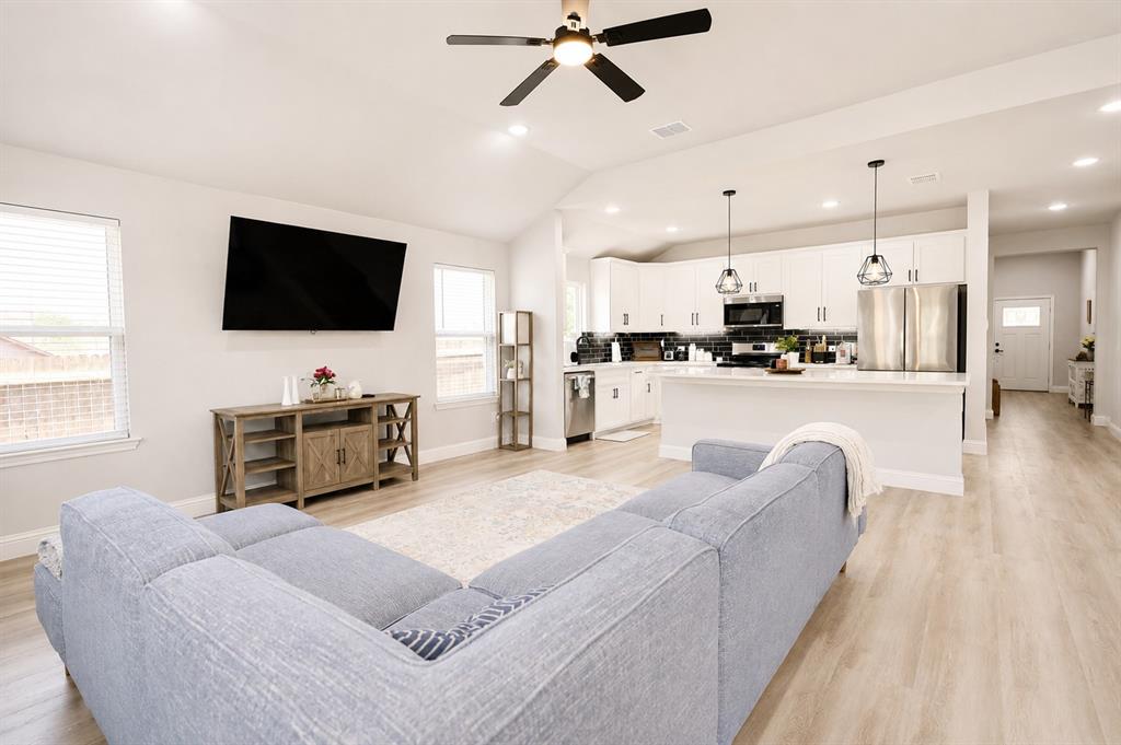 1420 Marshall Street, Greenville, TX 75401
