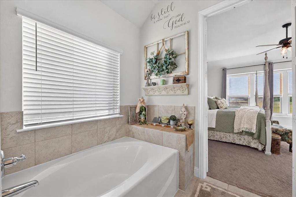 2525 Perdenales Drive, Royse City, TX 75189