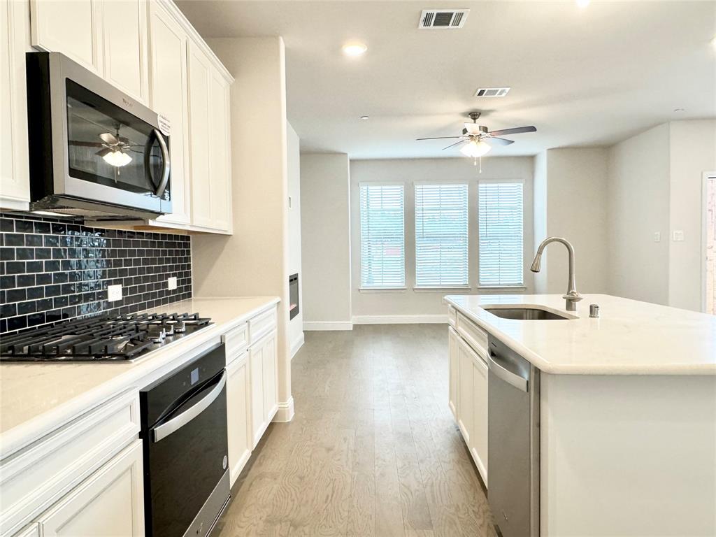 7856 Manilla Drive, Rowlett, TX 75088 7856 Manilla Drive, Rowlett, TX 75088