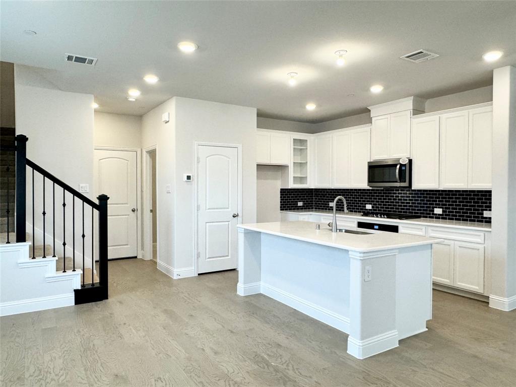 7856 Manilla Drive, Rowlett, TX 75088 7856 Manilla Drive, Rowlett, TX 75088